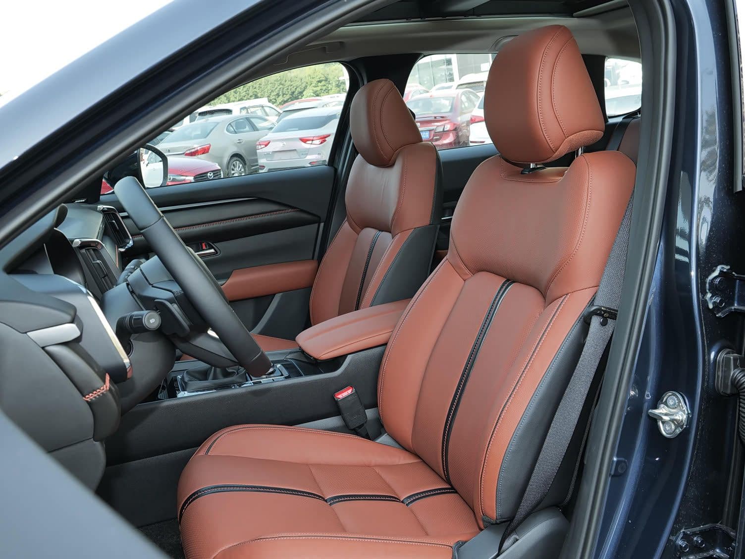 2023 Mazda CX-50 Hybrid — front seats